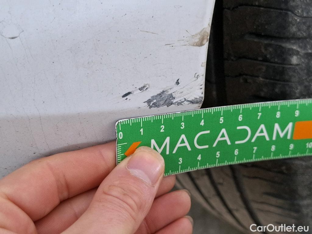  Mercedes  A-Klasse MERCEDES-BENZ Classe A Compact / 2018 / 5P / Berline A 180 d Business Line 8G-DCT #15