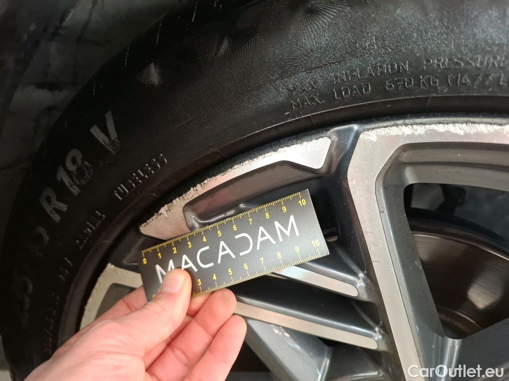  Hyundai  Konna HYUNDAI Kona / 2020 / 5P / SUV 1.0 T-GDI 120 MHEV 48V N LINE EXECUTIVE #28