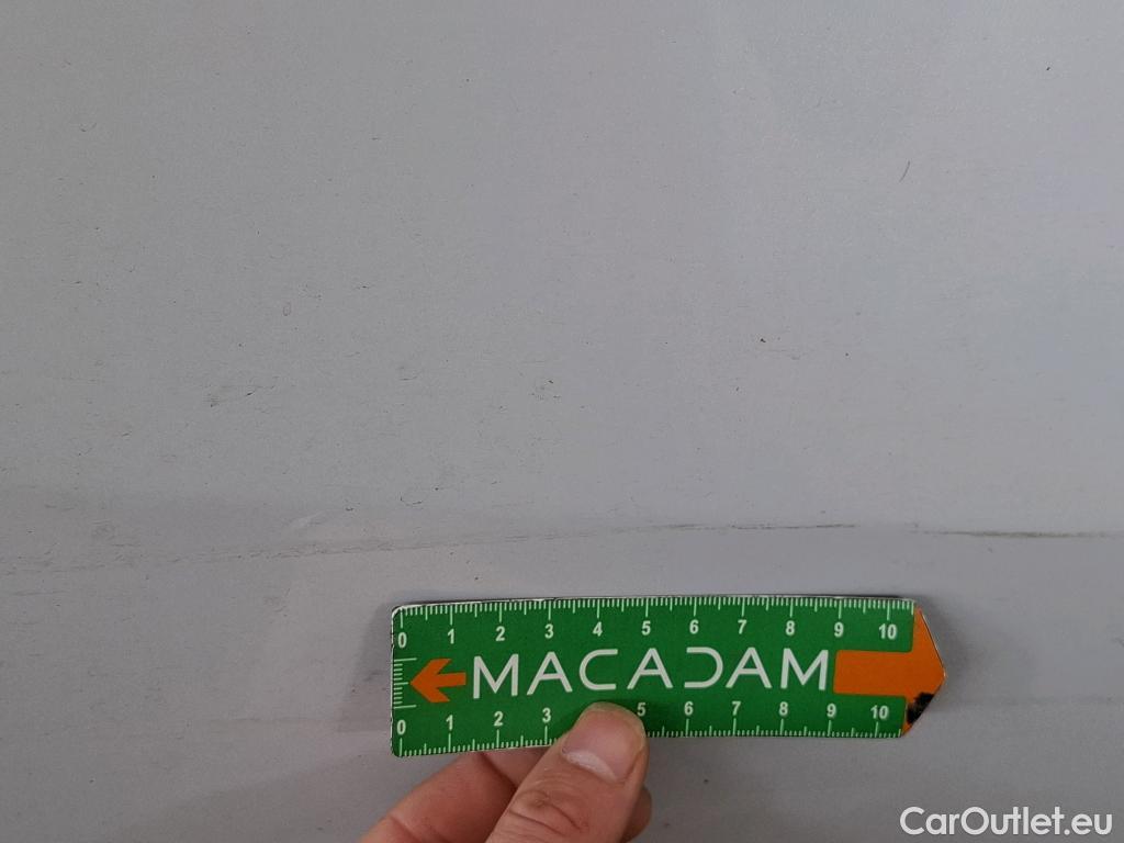  Mercedes  A-Klasse MERCEDES-BENZ Classe A Compact / 2018 / 5P / Berline A 180 d Business Line 8G-DCT #45