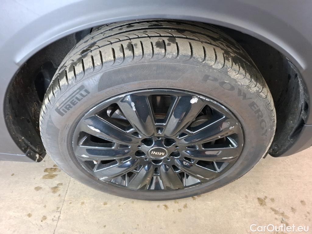  Mini  Countryman MINI  / 2020 / 5P / Crossover Cooper SE ALL4 Premium Plus125+95ch BVA6 #47