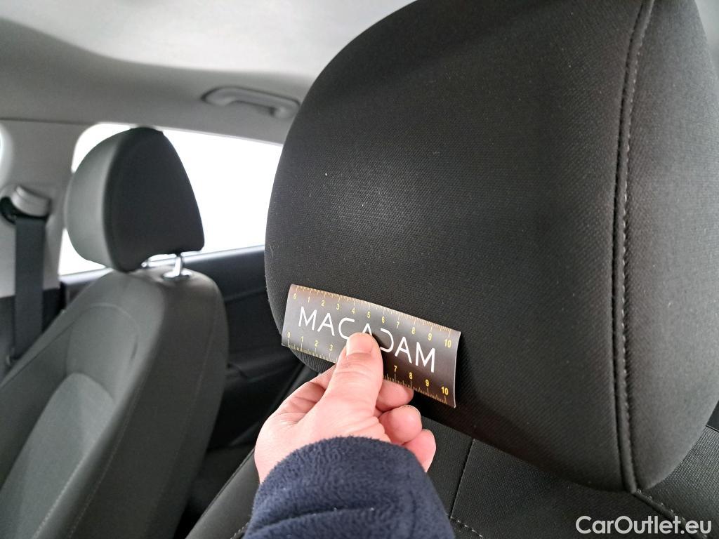  Hyundai  Konna Kona Business Hybrid 2WD 1.6 GDI 140CV BVA6 E6dT #12