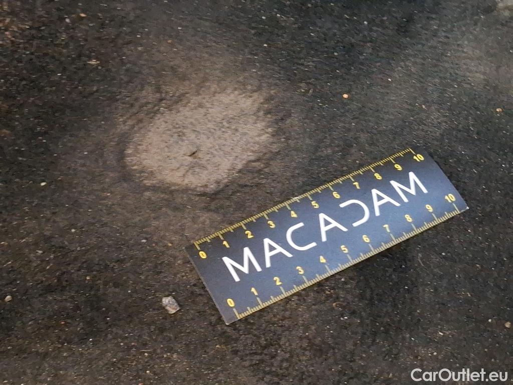  Hyundai  Konna HYUNDAI Kona / 2020 / 5P / SUV 1.0 T-GDI 120 MHEV 48V N LINE EXECUTIVE #36