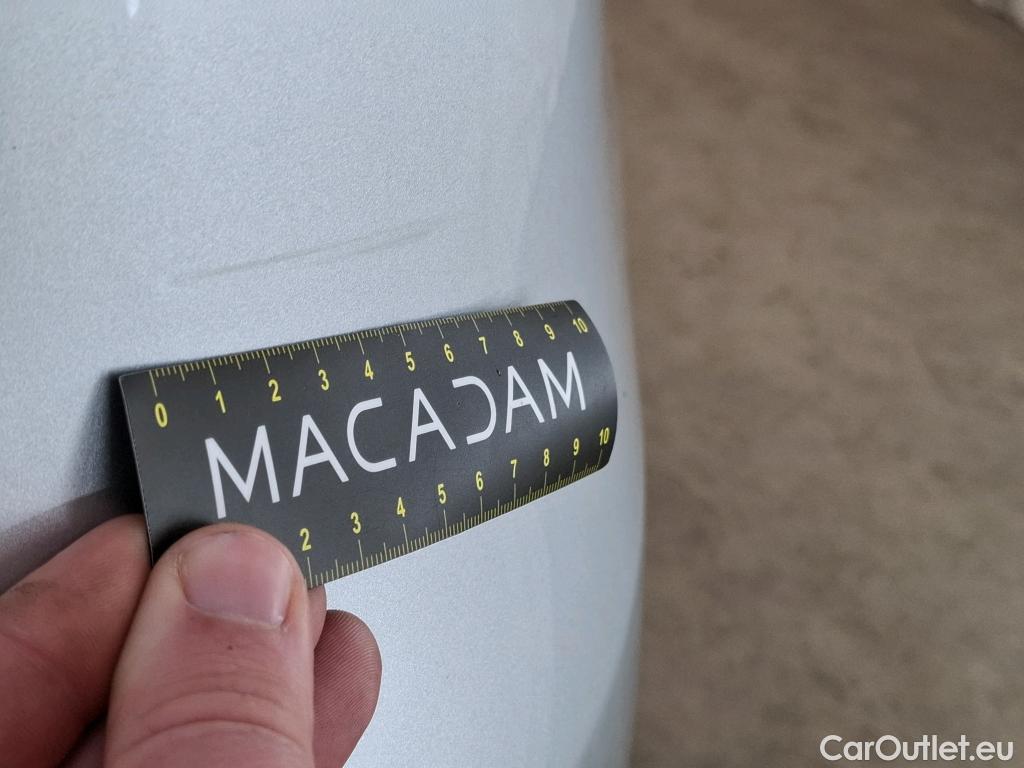  Mercedes  A-Klasse MERCEDES BENZ Classe A Compact 2018 5P Berline A 250 e Business Line 8GDCT #15