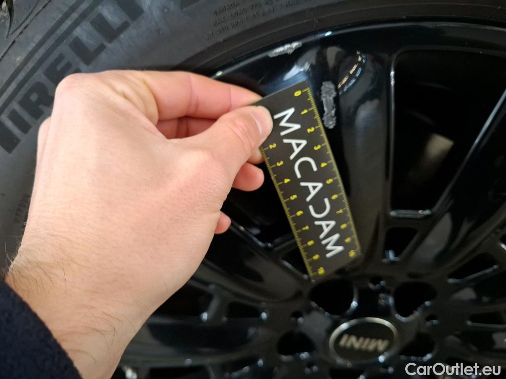  Mini  Countryman MINI  / 2020 / 5P / Crossover Cooper SE ALL4 Premium Plus125+95ch BVA6 #55