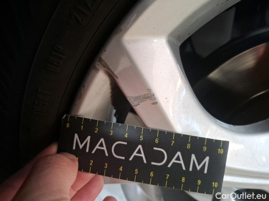  Nissan  Juke NISSAN  / 2019 / 5P / Crossover DIG-T 117 DCT N-Design #44