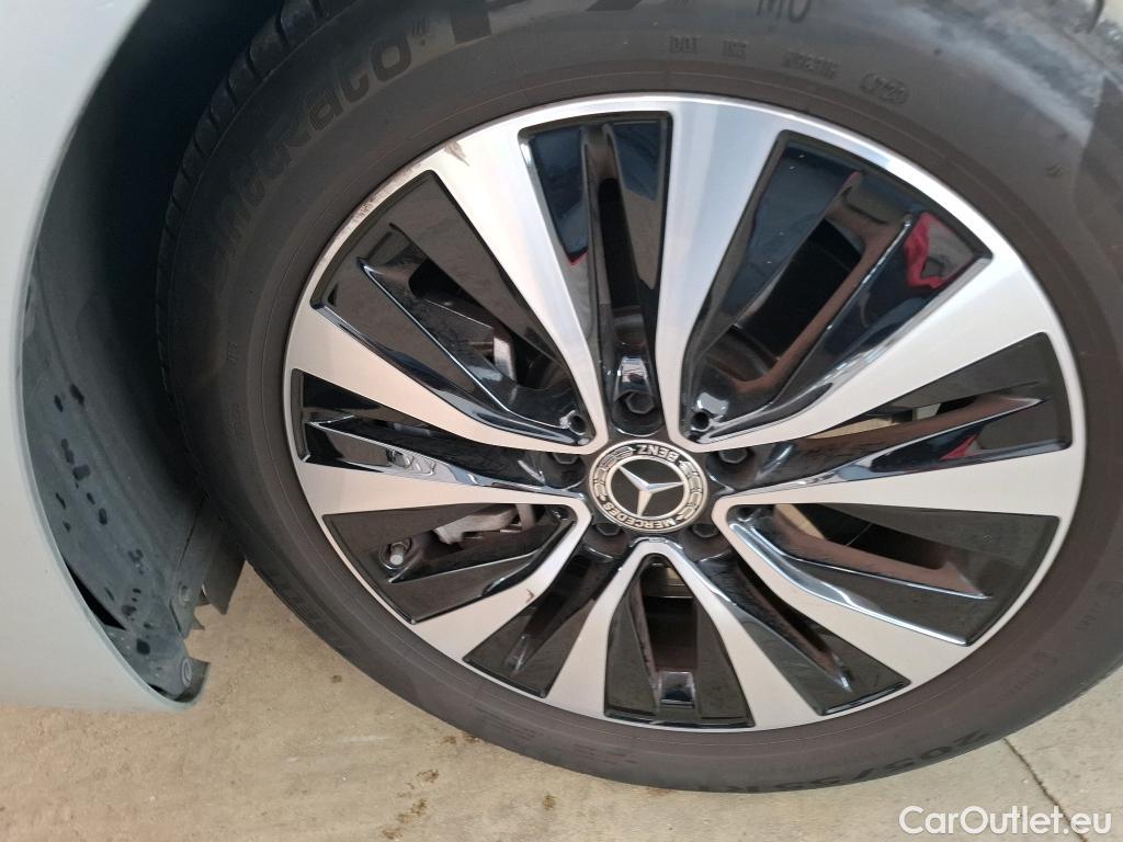  Mercedes  A-Klasse MERCEDES BENZ Classe A Compact 2018 5P Berline A 250 e Business Line 8GDCT #12