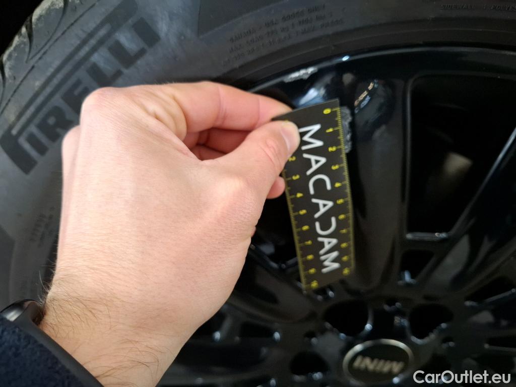  Mini  Countryman MINI  / 2020 / 5P / Crossover Cooper SE ALL4 Premium Plus125+95ch BVA6 #54