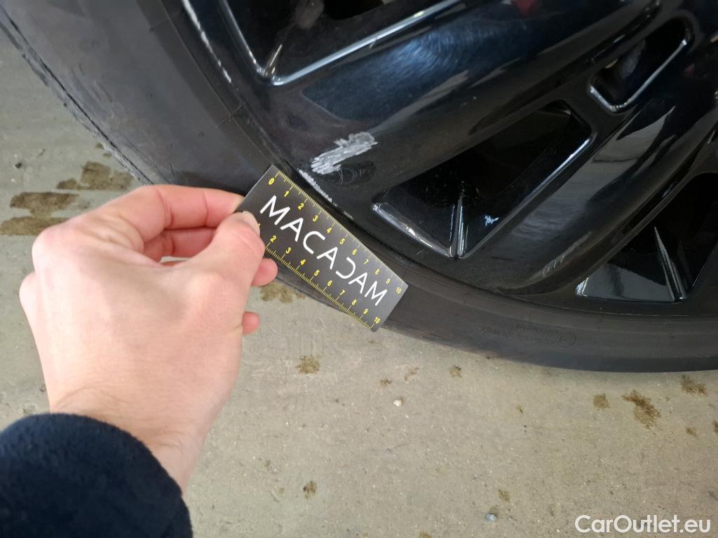  Mini  Countryman MINI  / 2020 / 5P / Crossover Cooper SE ALL4 Premium Plus125+95ch BVA6 #57