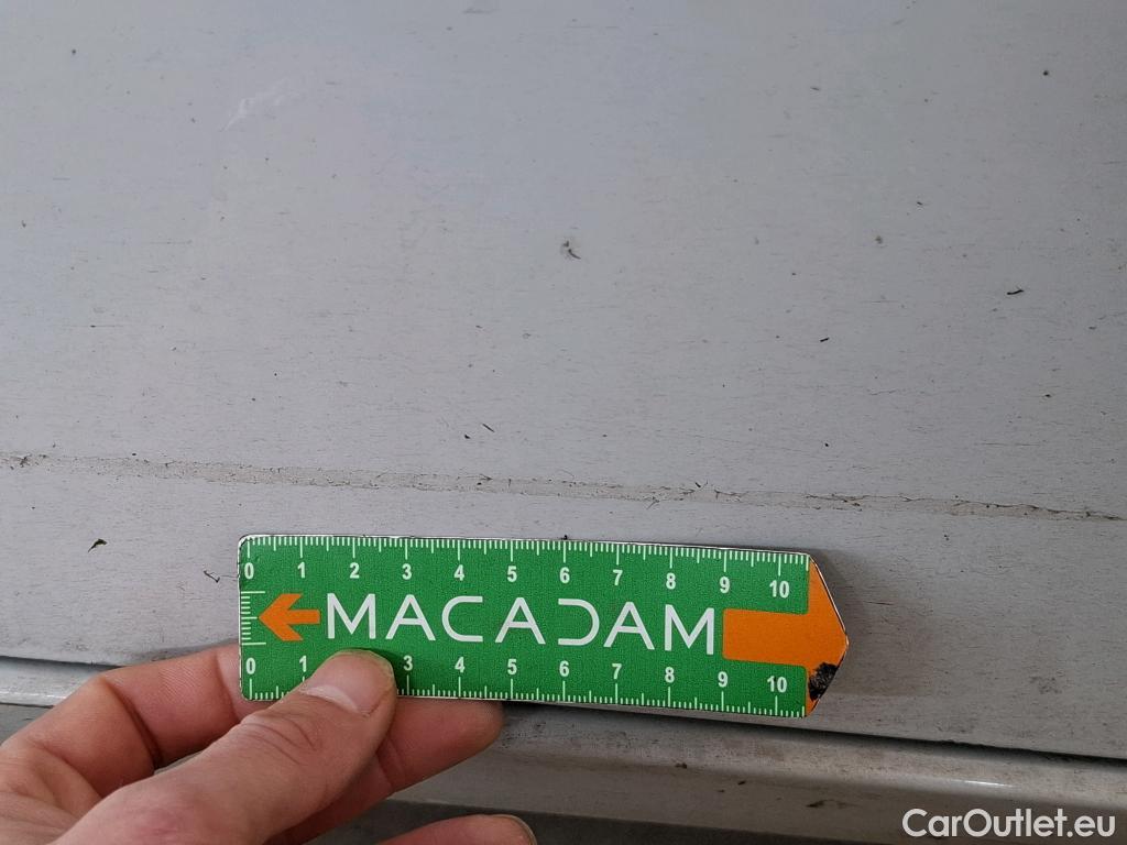  Mercedes  A-Klasse MERCEDES-BENZ Classe A Compact / 2018 / 5P / Berline A 180 d Business Line 8G-DCT #5