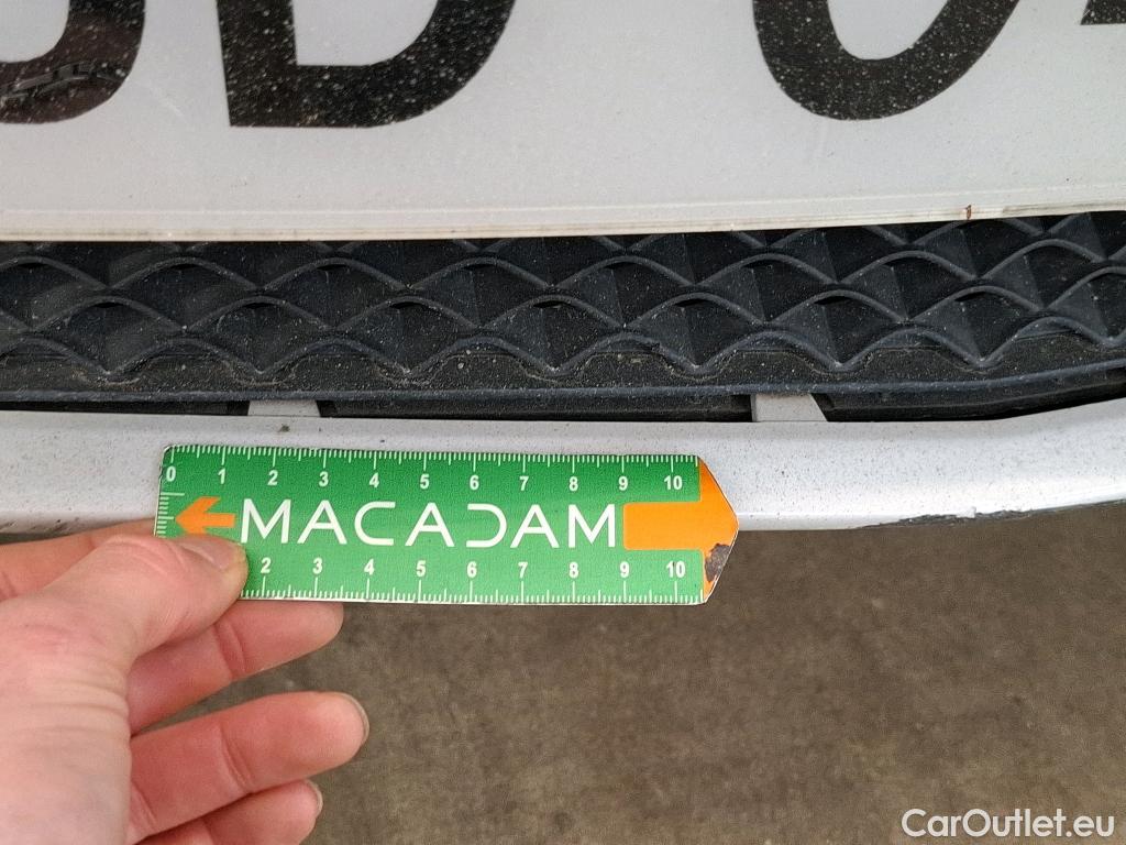  Mercedes  A-Klasse MERCEDES-BENZ Classe A Compact / 2018 / 5P / Berline A 180 d Business Line 8G-DCT #35