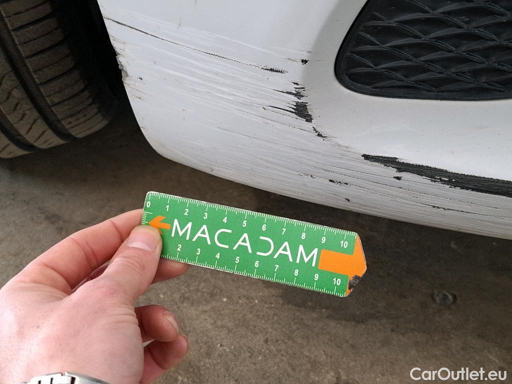  Mercedes  A-Klasse MERCEDES-BENZ Classe A Compact / 2018 / 5P / Berline A 180 d Business Line 8G-DCT #12