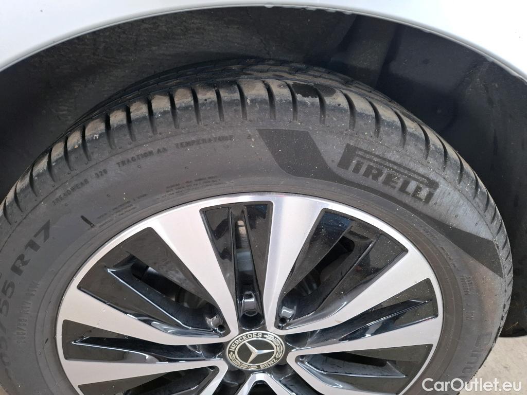  Mercedes  A-Klasse MERCEDES BENZ Classe A Compact 2018 5P Berline A 250 e Business Line 8GDCT #9