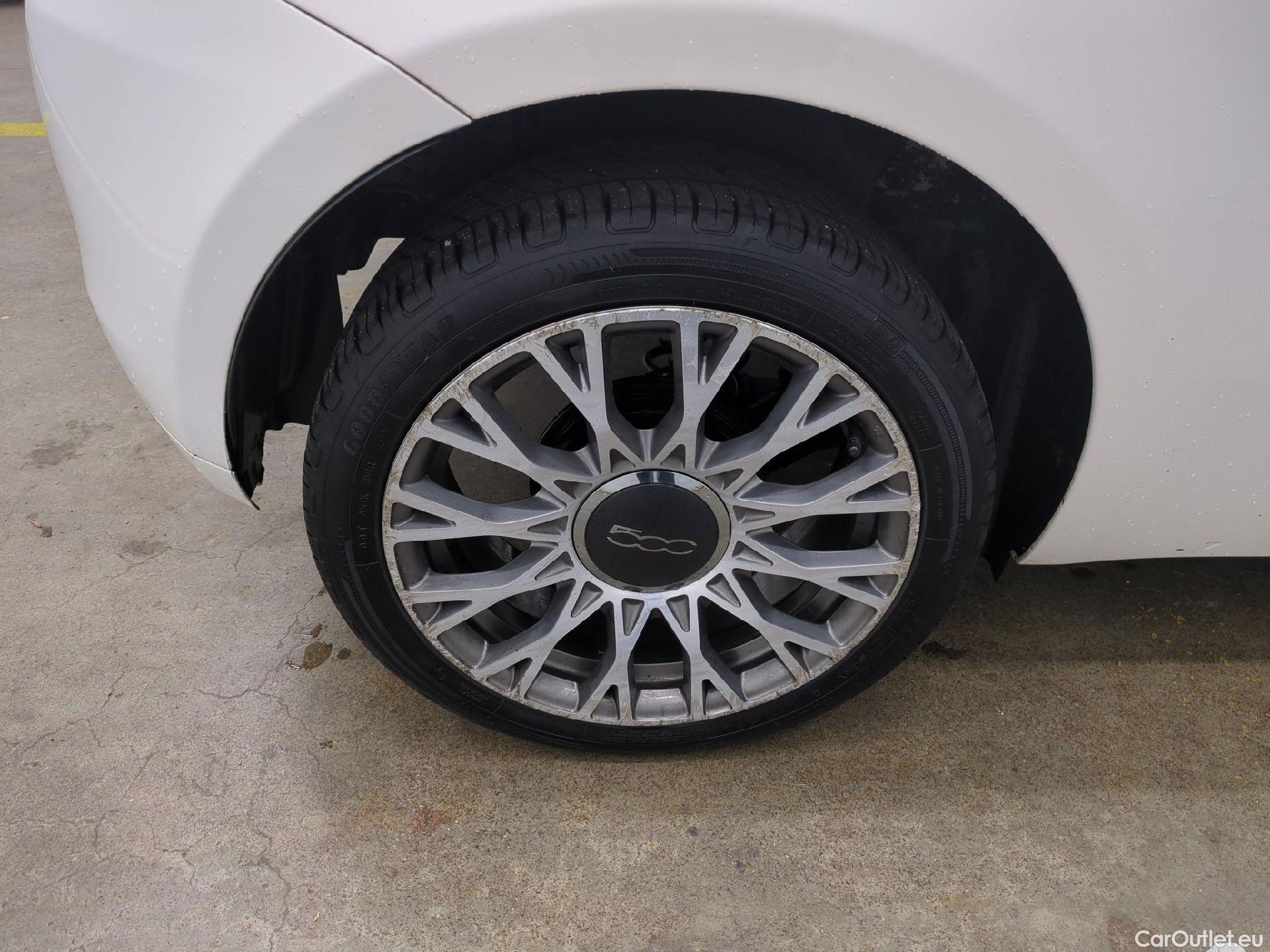  Fiat  500 FIAT  / 2015 / 3P / Berline 1.2 8V 69ch Star #15