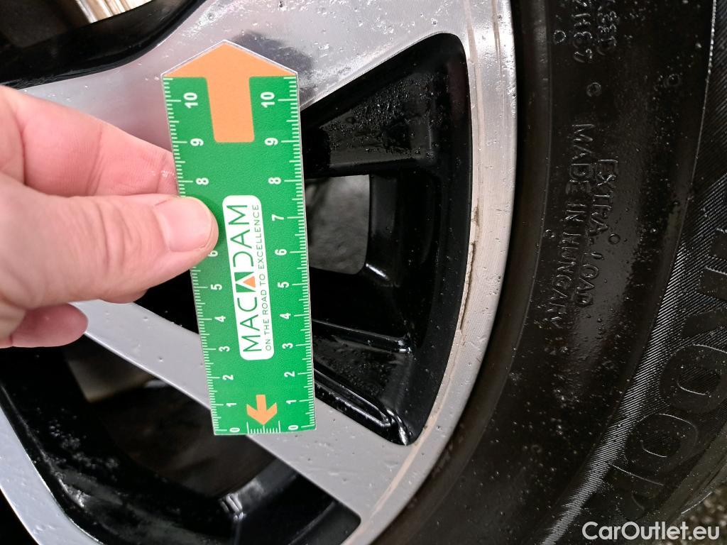  Ford  Explorer FORD   2019  5P  SUV 30l EcoBoost 457ch PHEV AWD StLine #3