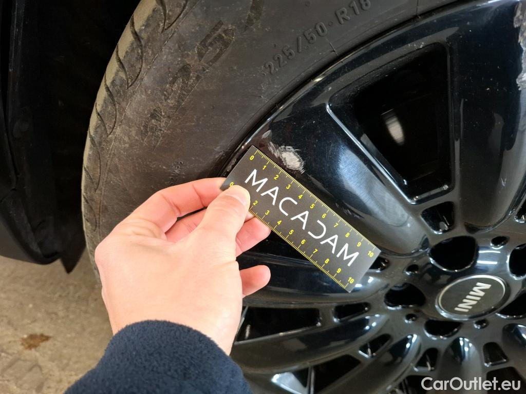  Mini  Countryman MINI  / 2020 / 5P / Crossover Cooper SE ALL4 Premium Plus125+95ch BVA6 #35