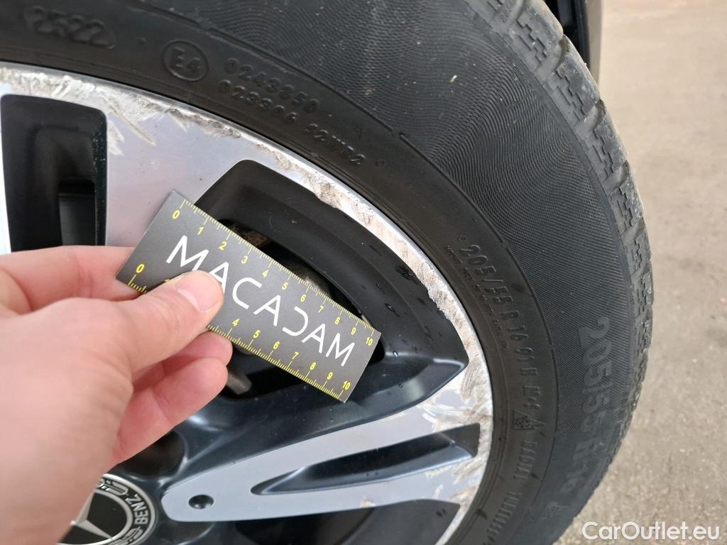  Mercedes  B-Klasse MERCEDES-BENZ Classe B 5p Monovolume B 200 d Business Edition BA7 #15