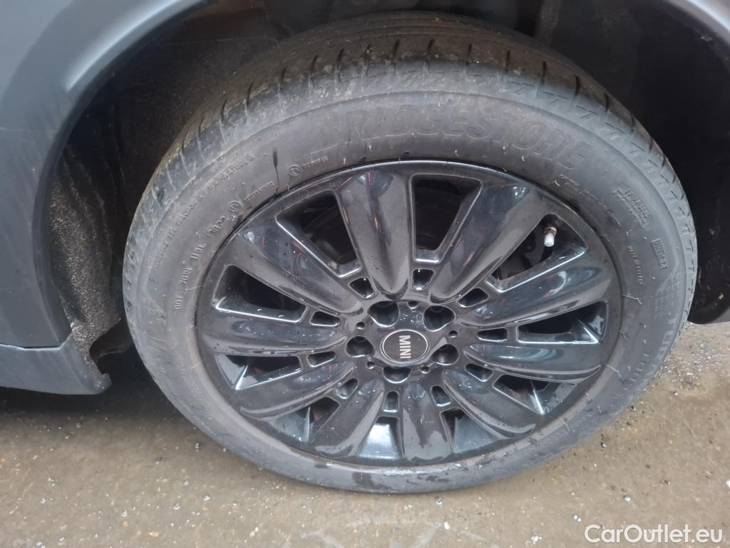  Mini  Countryman MINI  / 2020 / 5P / Crossover Cooper SE ALL4 Premium Plus125+95ch BVA6 #83