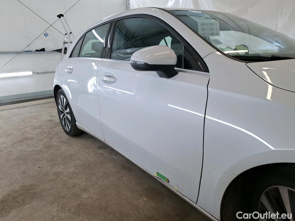  Mercedes  A-Klasse MERCEDES-BENZ Classe A Compact / 2018 / 5P / Berline A 180 d Business Line 8G-DCT #1