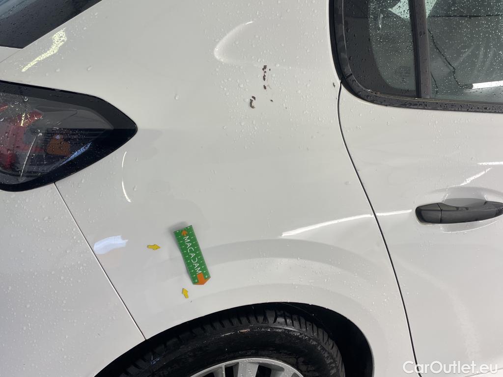  Peugeot  208  Premium 1.5 HDi 100CV BVM6 E6d #1