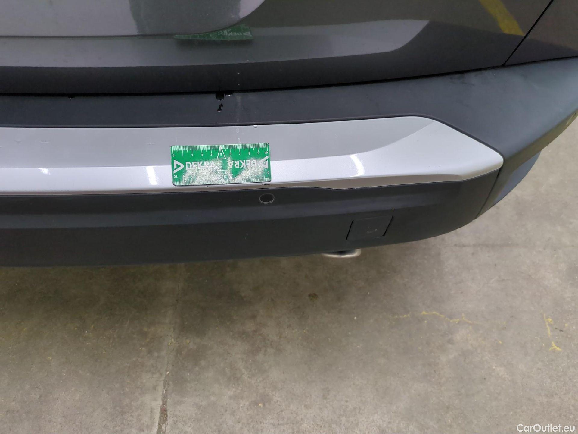  Peugeot  2008  Allure Business 1.5 HDi 130CV BVA8 E6d #21