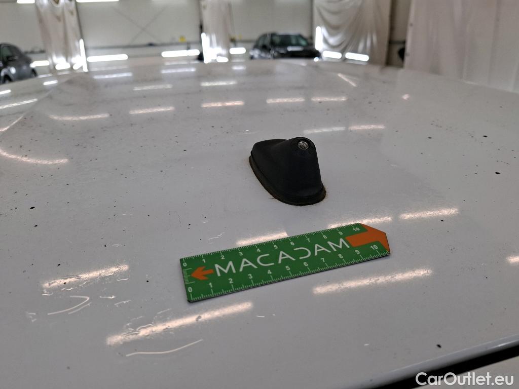  Peugeot  208 PEUGEOT  5p Berline BLUEHDI 100 ¤6.c S&S ACTIVE BUSINESS #17