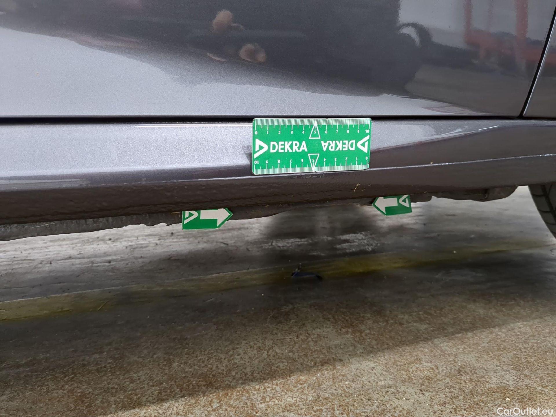  Peugeot  208  Allure Business 1.2 PureTech 130CV BVA8 E6d #11