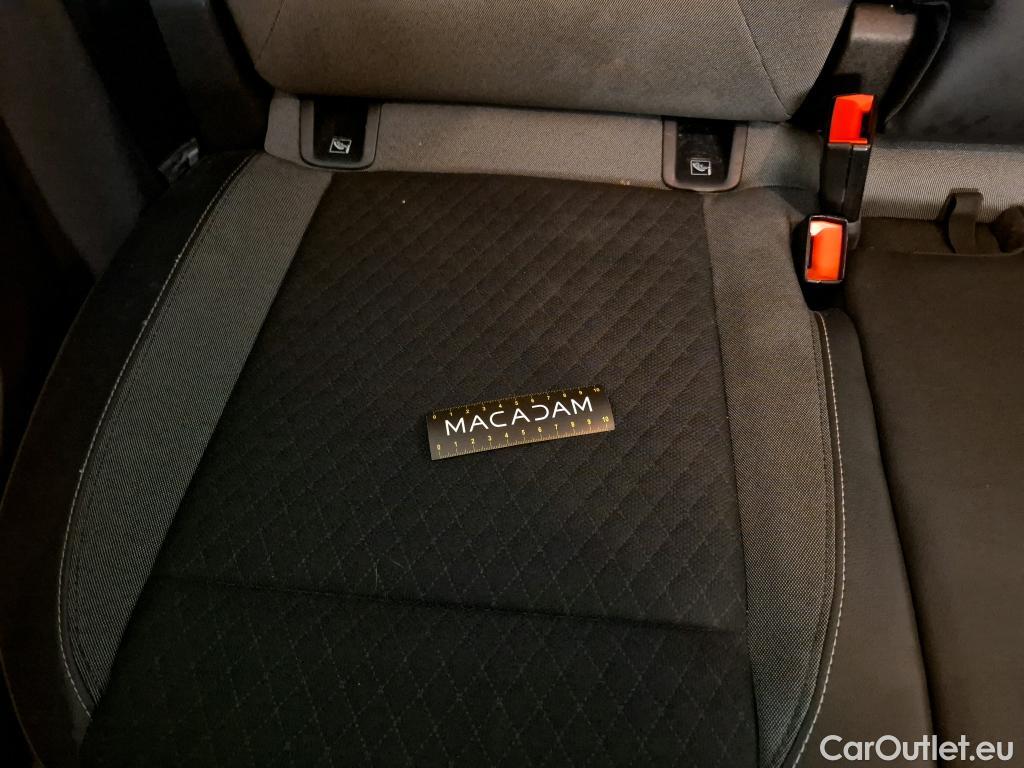  Opel   Grandland X Grandland X Elegance Business 1.5 130CV BVA8 E6d #63