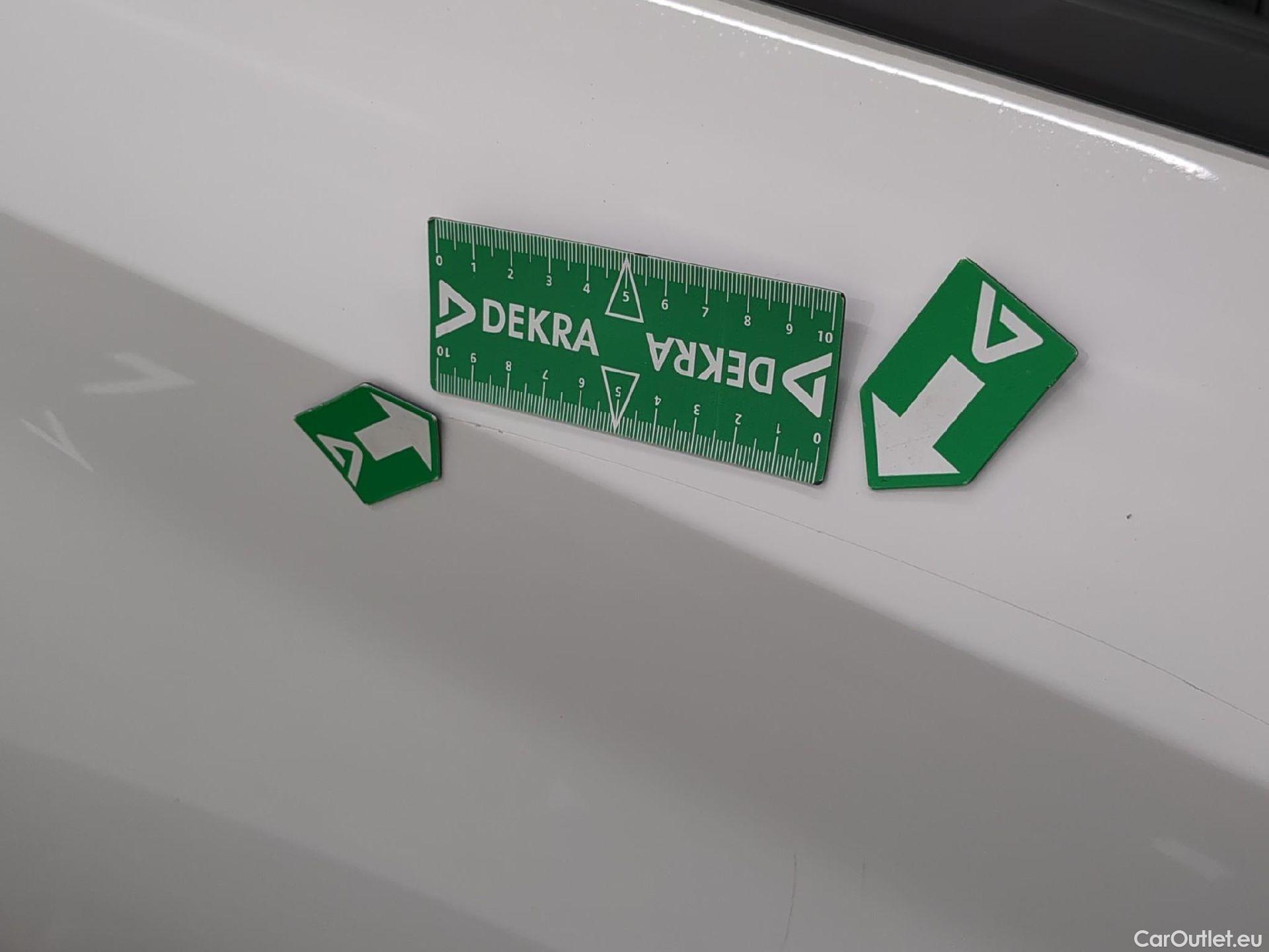  Peugeot  208  Premium 1.2 PureTech 75CV BVM5 E6d #9