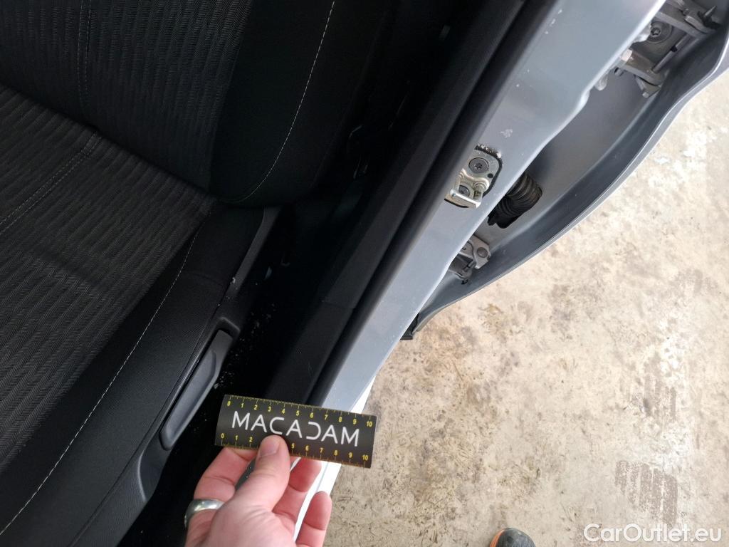  Opel  Corsa  F Elegance Business 1.2 Turbo 100CV BVM6 E6d #10