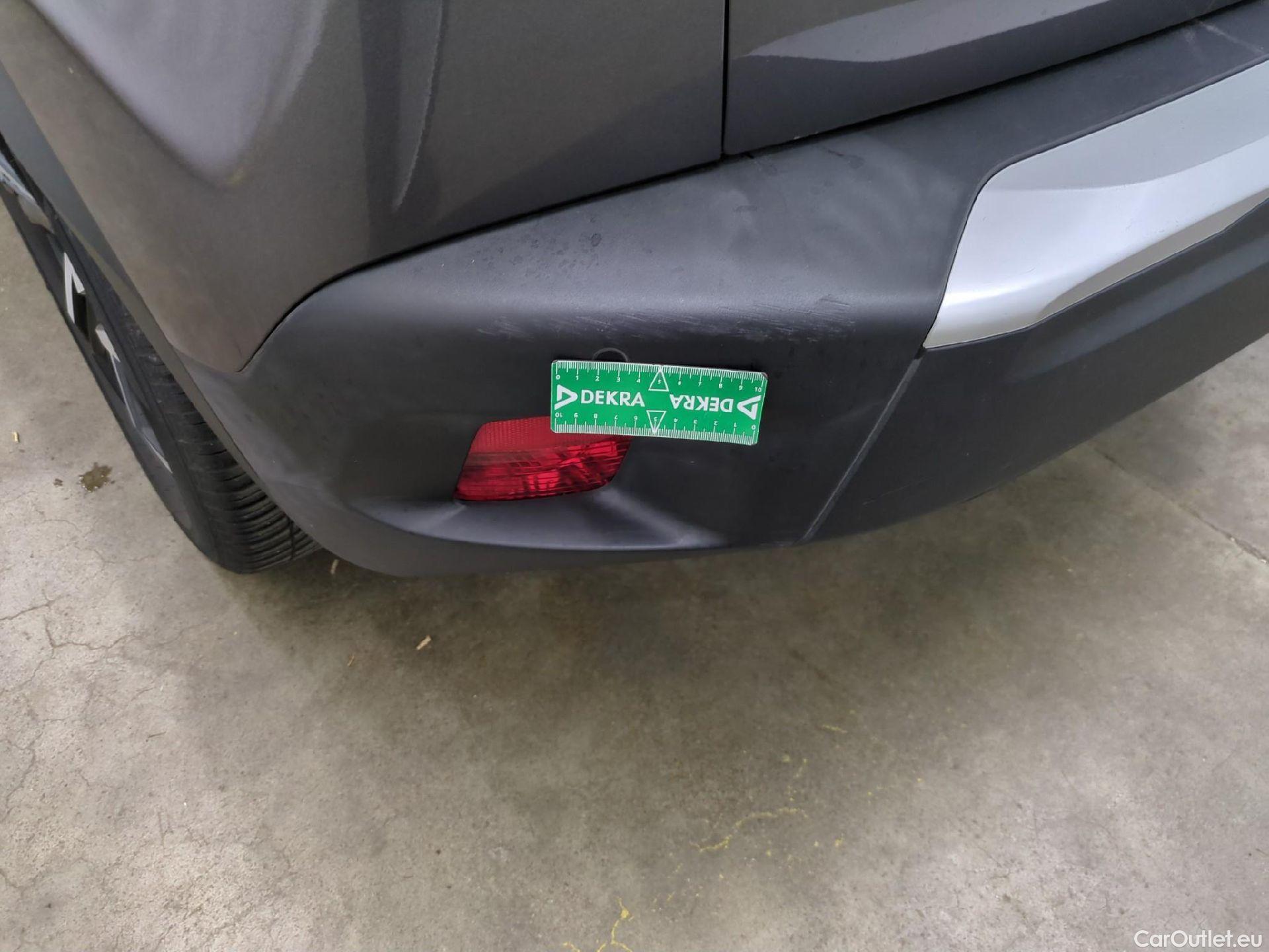  Peugeot  2008  Allure Business 1.5 HDi 130CV BVA8 E6d #19