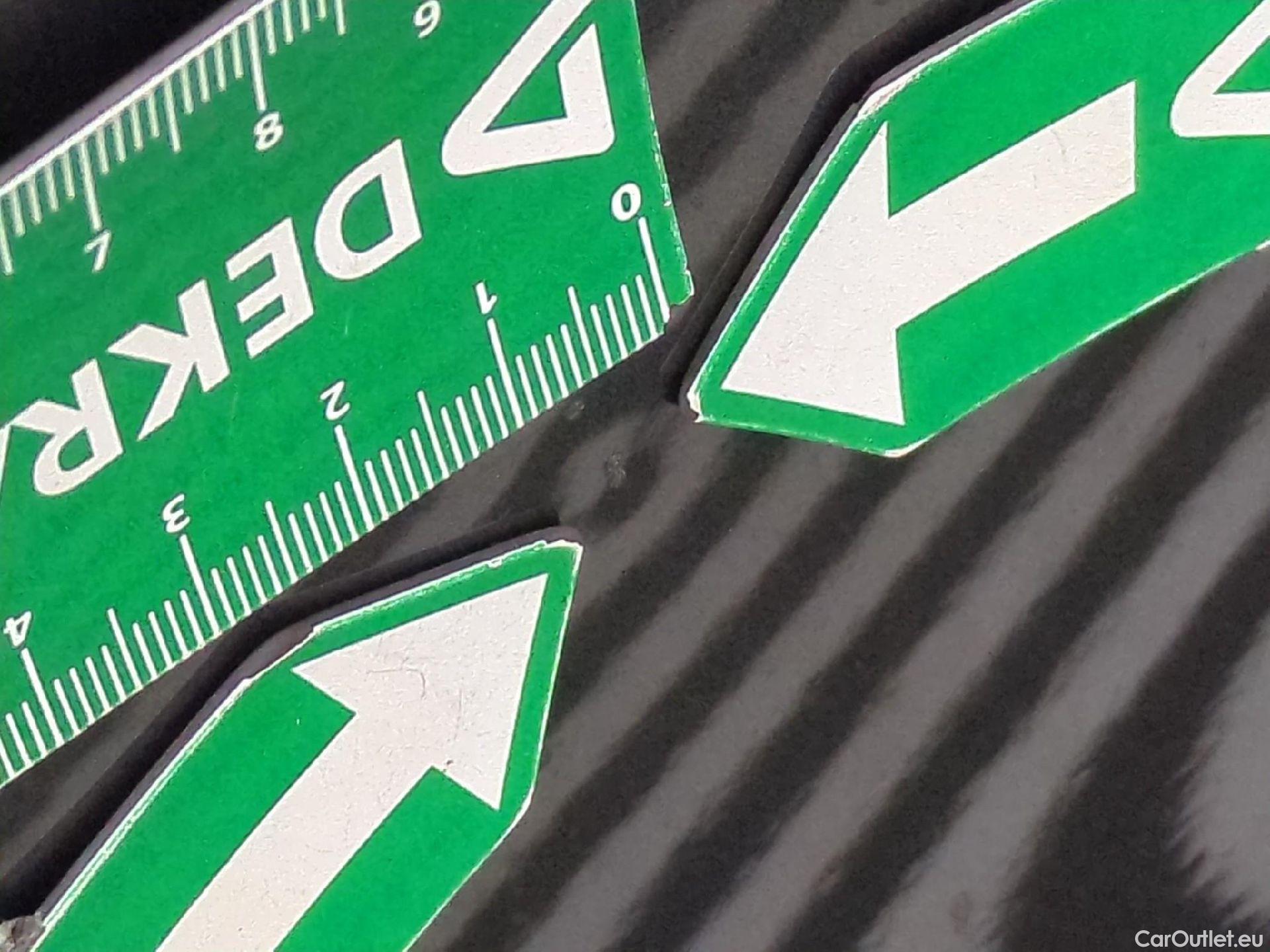  Peugeot  2008  Allure Business 1.5 HDi 130CV BVA8 E6d #18