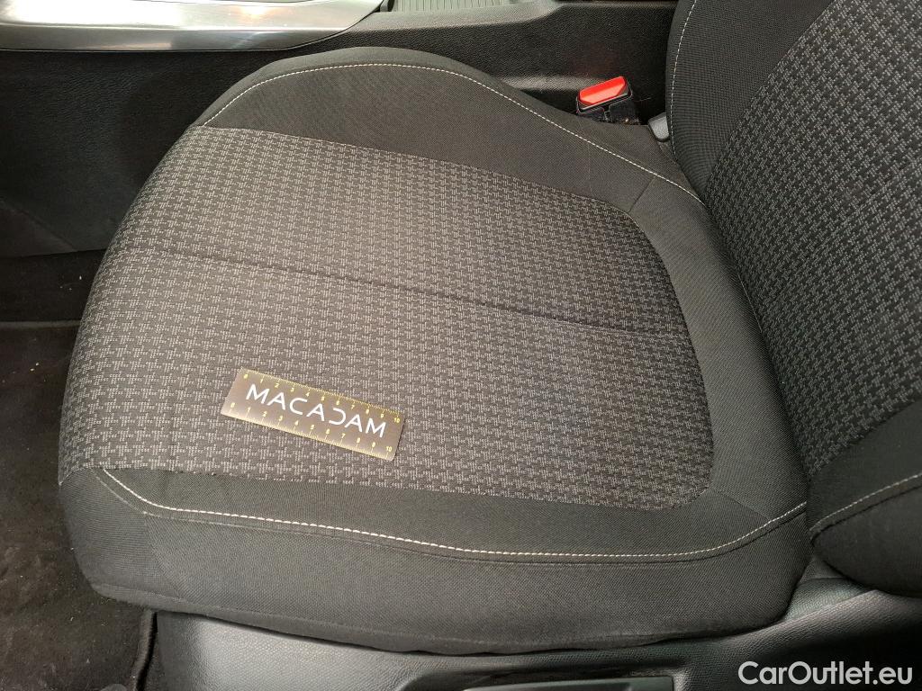  Peugeot  308  Active Business 1.2 PureTech 130CV BVA8 E6
 #47