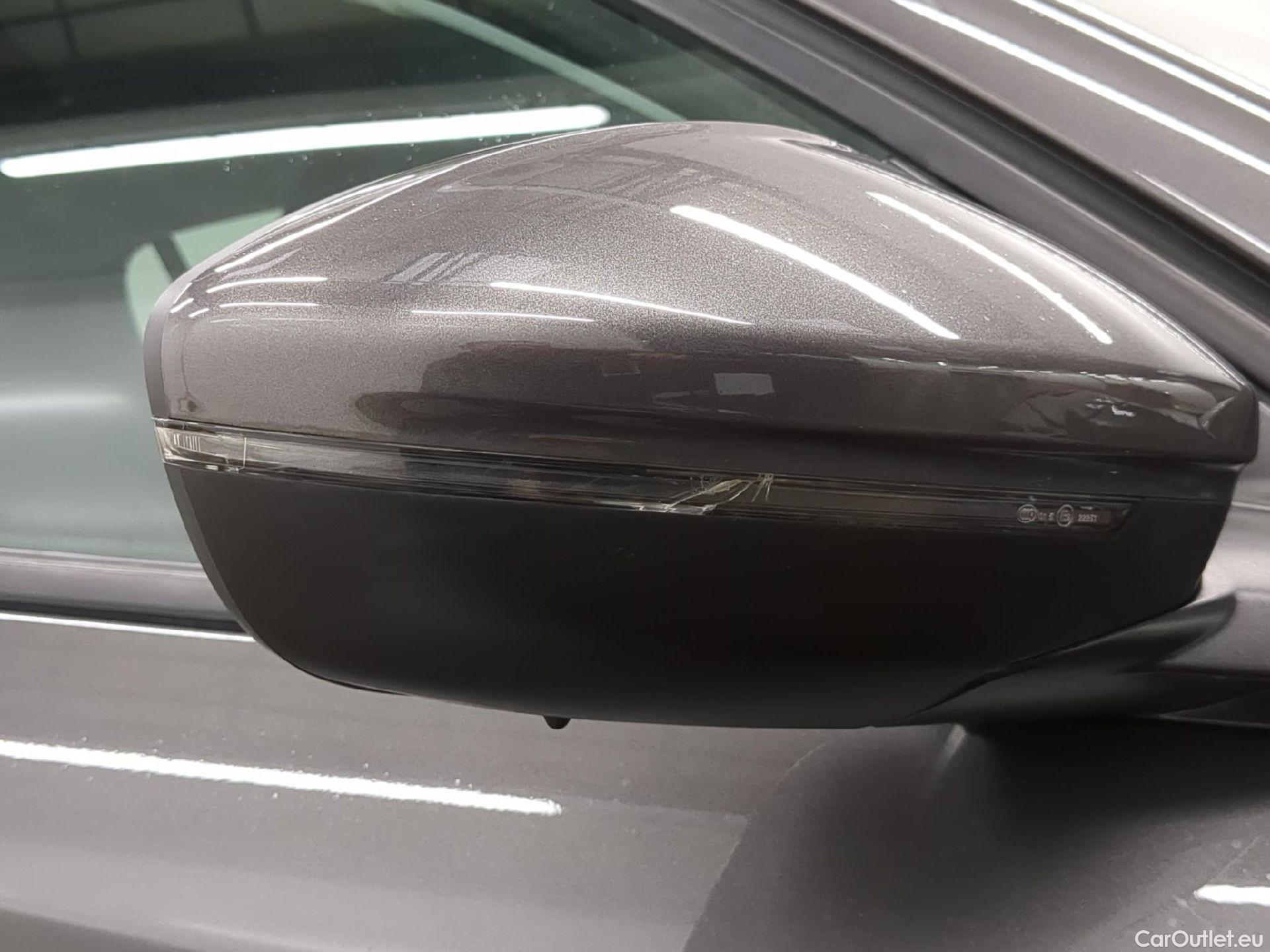  Peugeot  208  Allure Business 1.2 PureTech 130CV BVA8 E6d #5