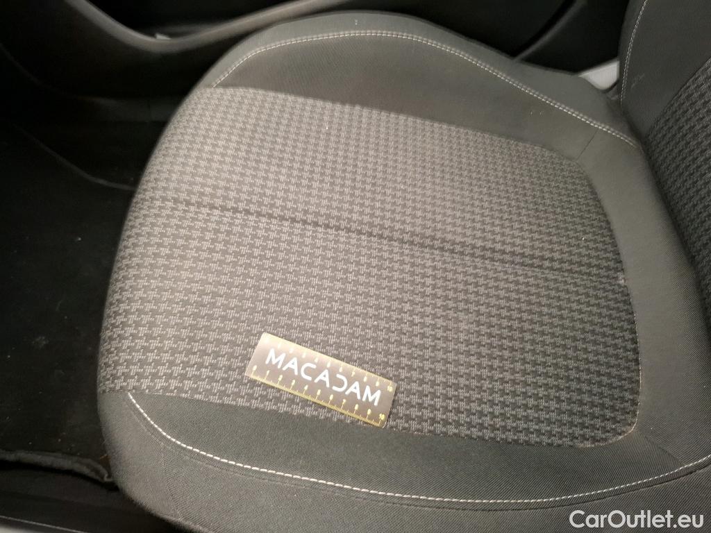  Peugeot  308  Active Business 1.2 PureTech 130CV BVA8 E6
 #46