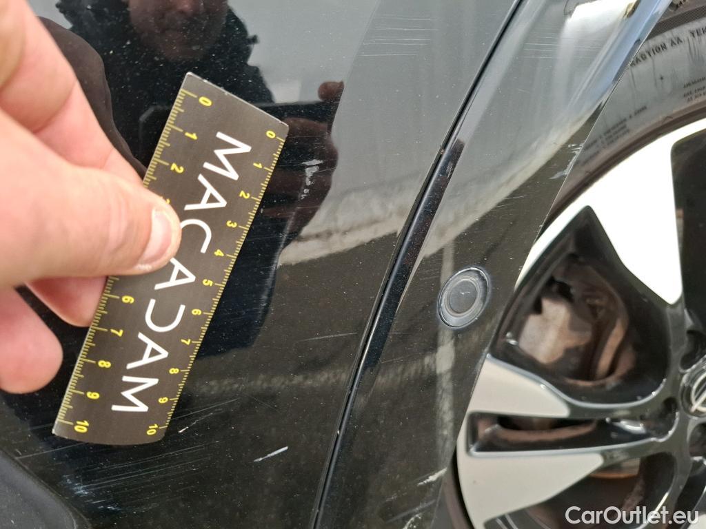  Opel   Grandland X Grandland X Elegance Business 1.5 130CV BVA8 E6d #37