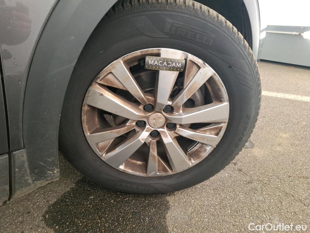  Peugeot  3008  Active Business 1.5 HDi 130CV BVA8 E6d #17