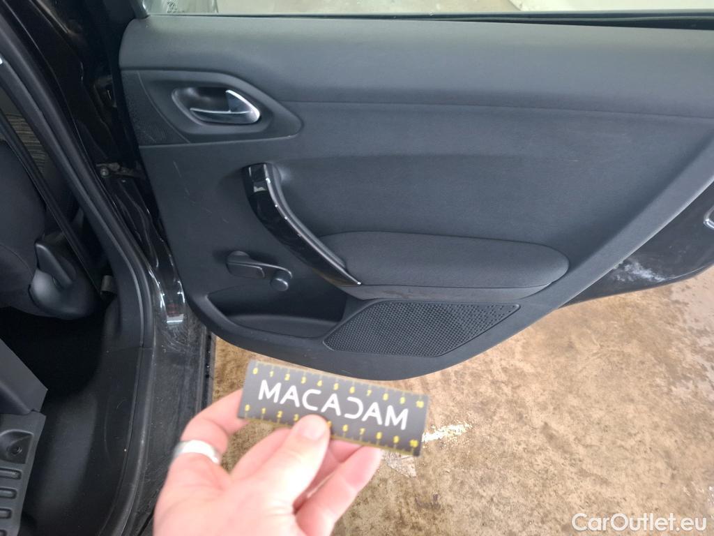  Peugeot  208  Affaire Premium Pack 1.2 80CV BVM5 E6dT #8