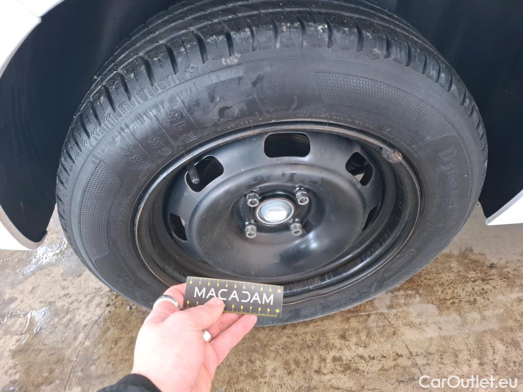  Peugeot  208  Affaire Premium 1.5 HDi 100CV BVM5 E6dT #29