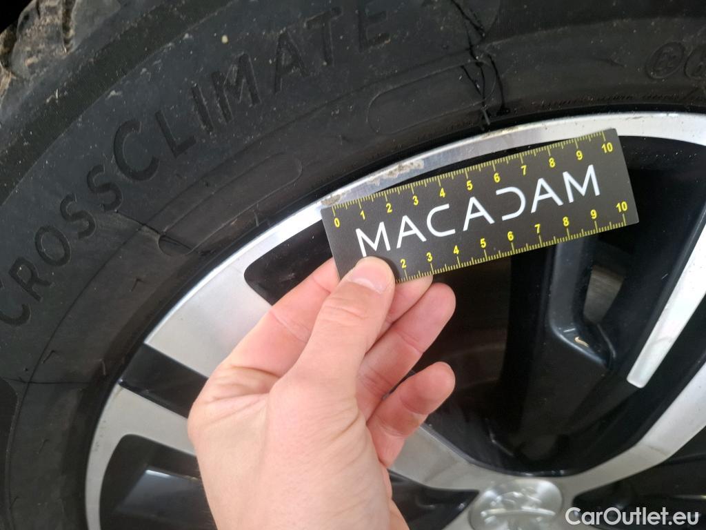  Peugeot  3008  GT 1.5 HDi 130CV BVA8 E6d #39