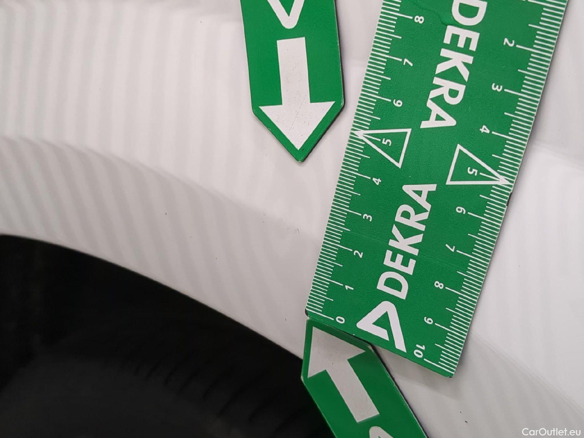  Peugeot  208  Premium 1.2 PureTech 75CV BVM5 E6d #22