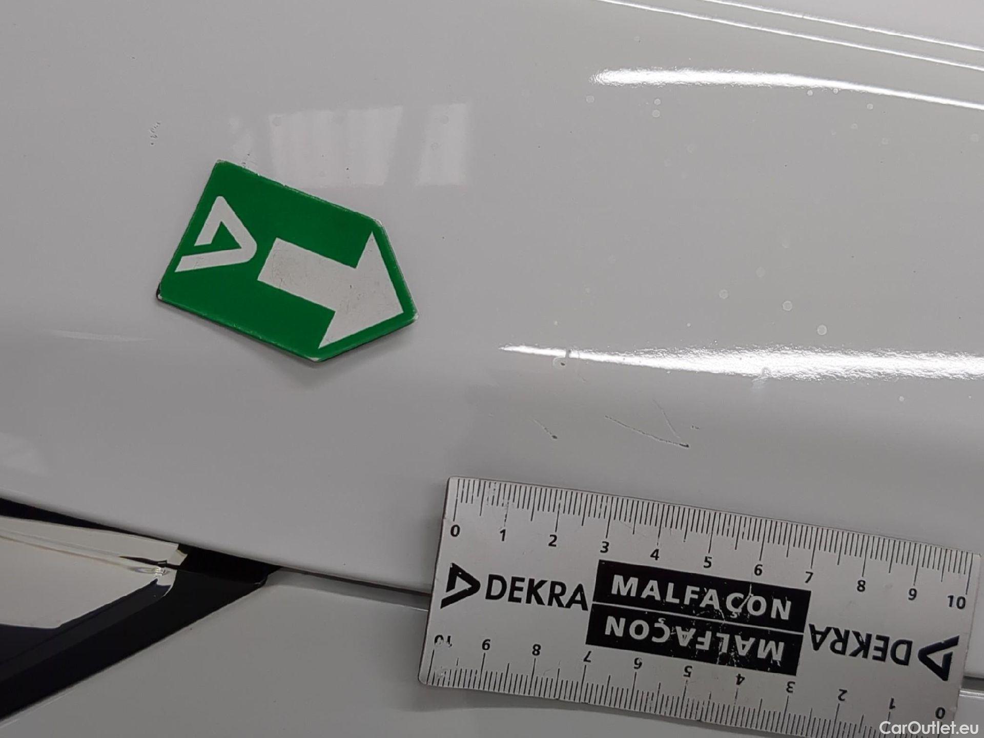  Peugeot  208  Premium 1.2 PureTech 75CV BVM5 E6d #17