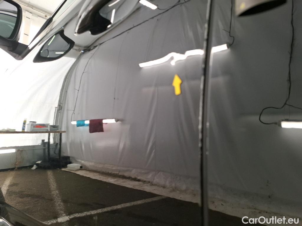  Opel   Grandland X Grandland X Elegance Business 1.5 130CV BVA8 E6d #5