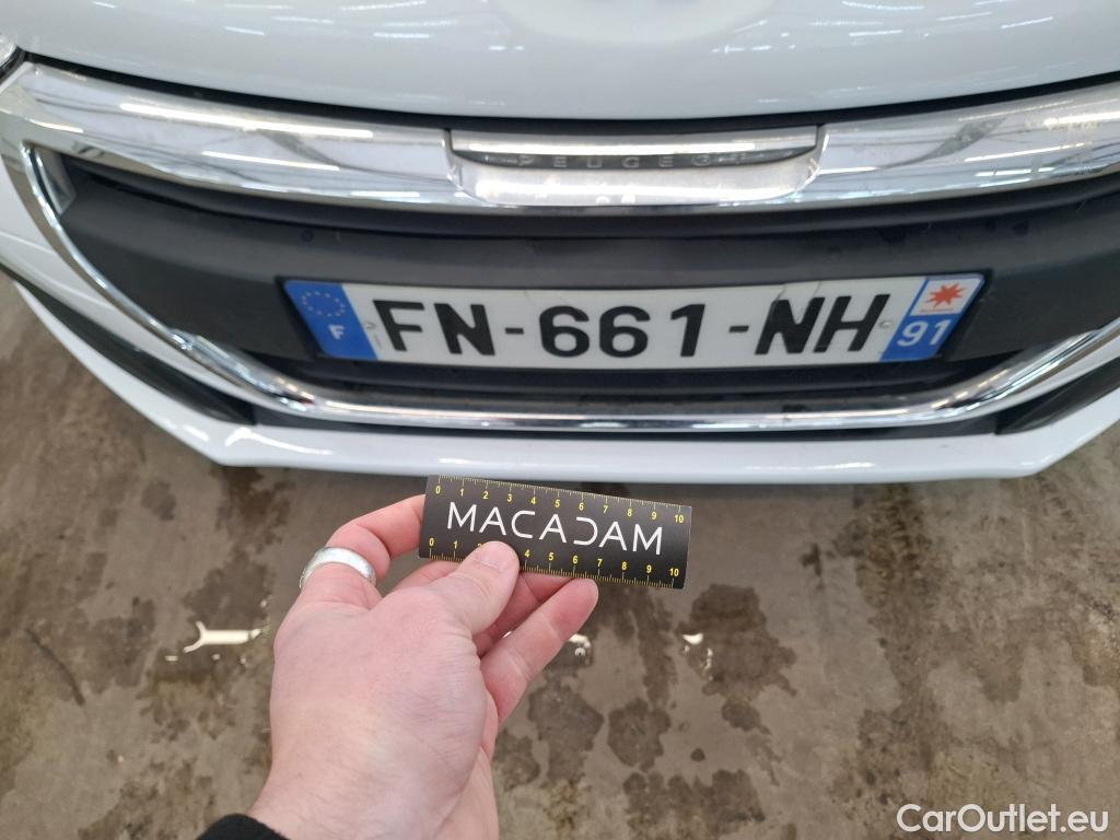  Peugeot  208  Affaire Premium 1.5 HDi 100CV BVM5 E6dT #33
