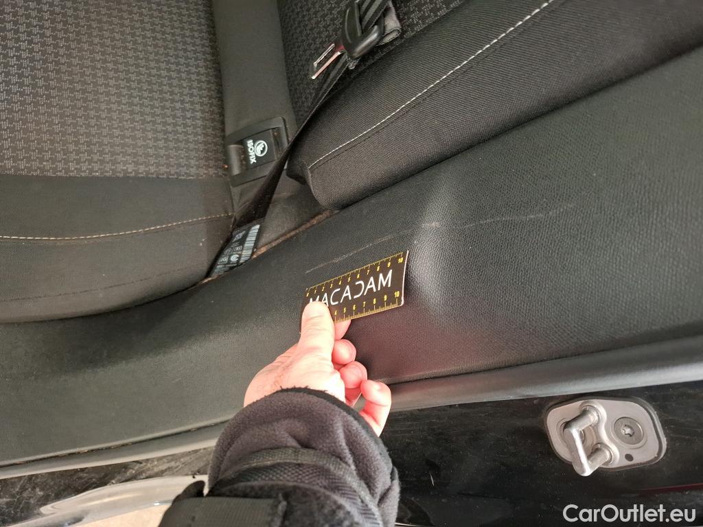  Peugeot  308  Active Business 1.2 PureTech 130CV BVA8 E6
 #42