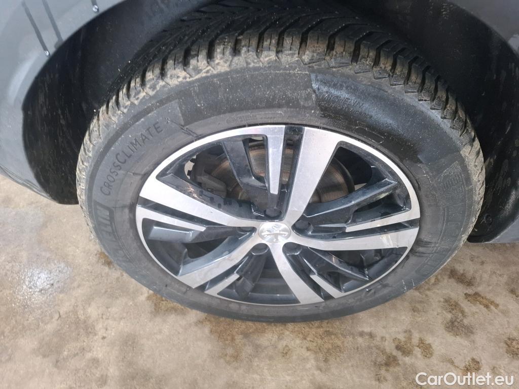  Peugeot  3008  GT 1.5 HDi 130CV BVA8 E6d #37