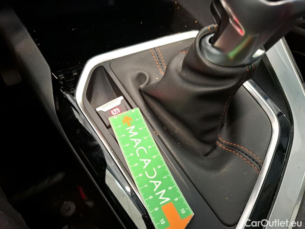  Peugeot  3008 PEUGEOT  5p SUV BlueHDi 130 ACTIVE BUSINESS #24