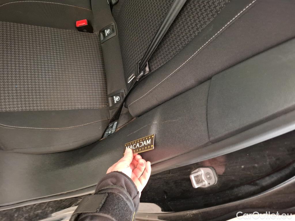  Peugeot  308  Active Business 1.2 PureTech 130CV BVA8 E6
 #41