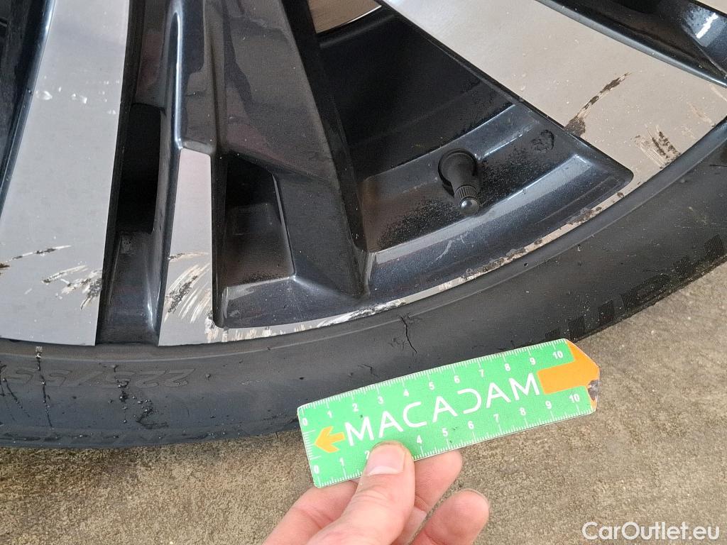  Peugeot  5008  GT Line 1.5 HDi 130CV BVA8 E6dT #19