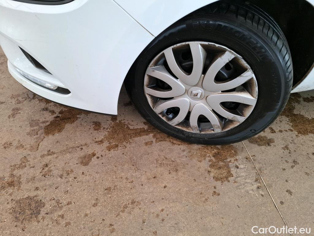  Renault  Clio  IV Air MediaNav 1.5 dCi 75CV BVM5 E6 #70