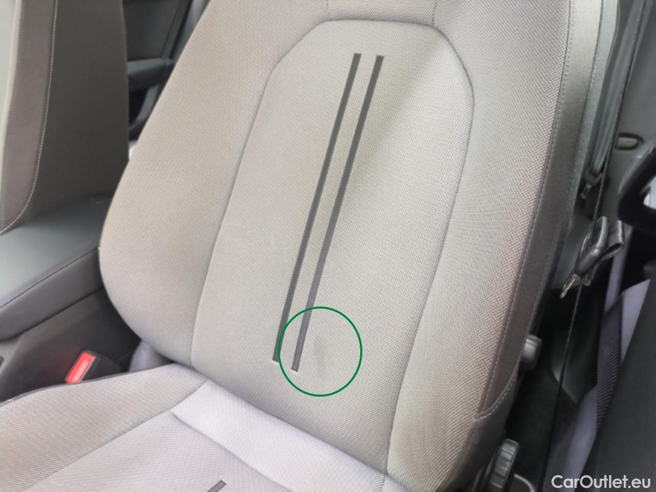  Seat  Leon SEAT  / 2020 / 5P / Berline 1.0 eTSI 110 DSG S&S Style Business #3